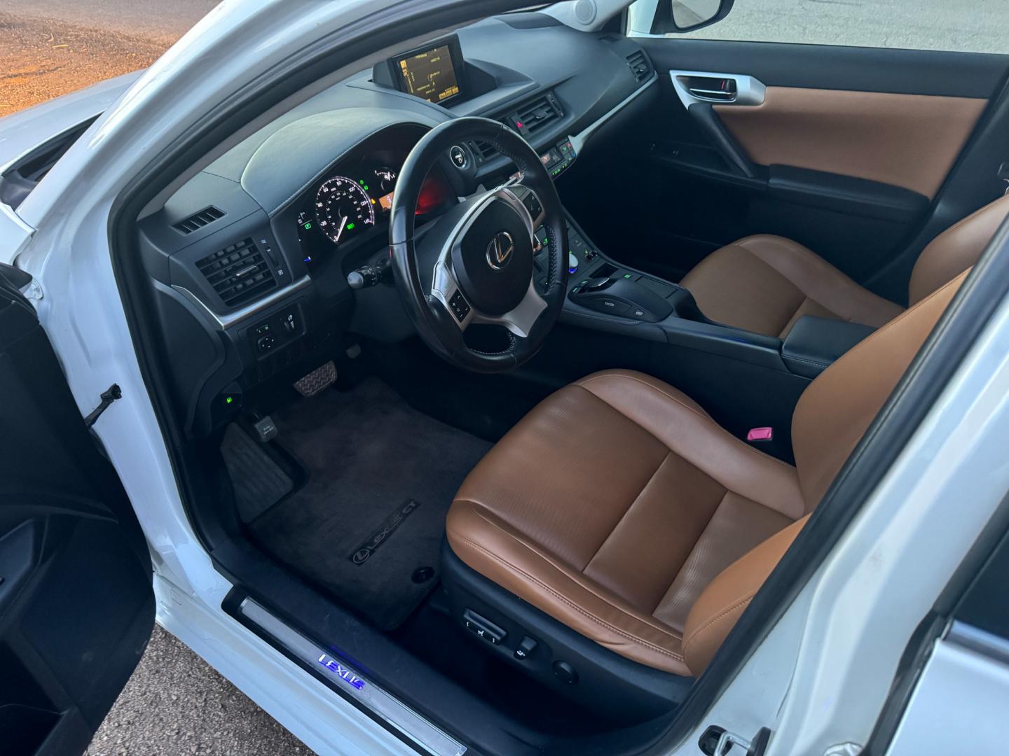 2012 White /Black Lexus CT 200h PREMIUM (JTHKD5BH2C2) with an 1.8L I4 F DOHC 16V engine, Automatic transmission, located at 2510 47th St. Suite 200, Boulder, CO, 80301, (303) 641-0333, 40.026196, -105.243217 - 2012 Lexus CT200H This Beautiful 40 MPG, CT200 Hybrid was acquired by Boulder Motors, February 22, 2023. A full Premium Synthetic Oil Service and Multi-Point Inspection were performed by Stevinson Lexus in Frederick. It is Finished in Lexus Starfire Pearl. It is Finished in Lexus Starfire Pearl. - Photo#8